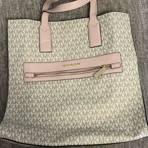 Michael Kors Signature Pink and Cream Tote